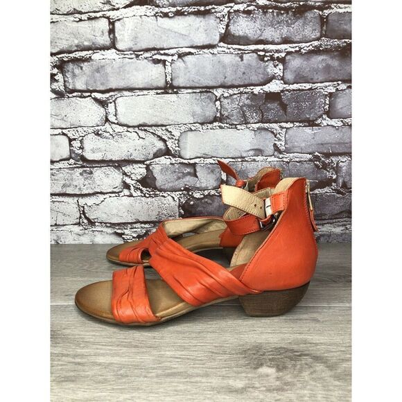Miz Mooz Cassie Orange Leather Ankle Strap Heeled Sandals Women Sz 39EU/8.5M US - Picture 13 of 16